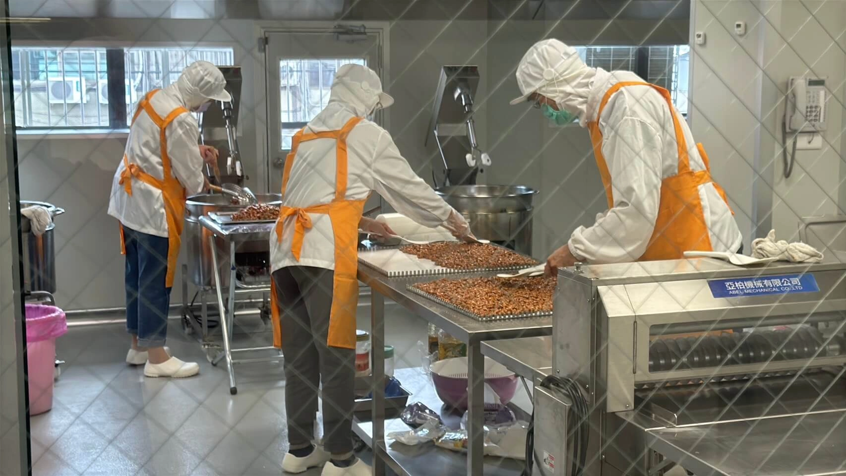 【菓迷】就連工作人員的服裝也不馬虎!