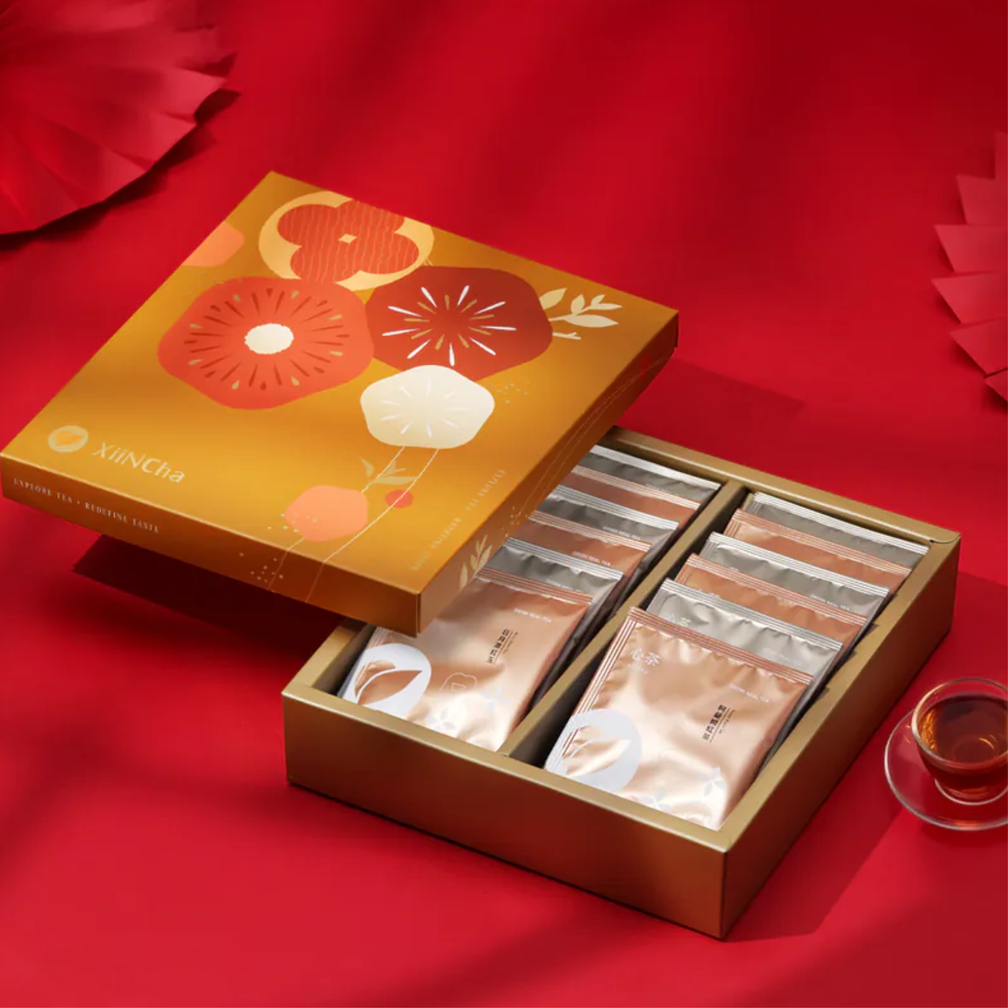 推薦 1｜心茶｜金韻華年｜澄映燙金禮盒（12 入）